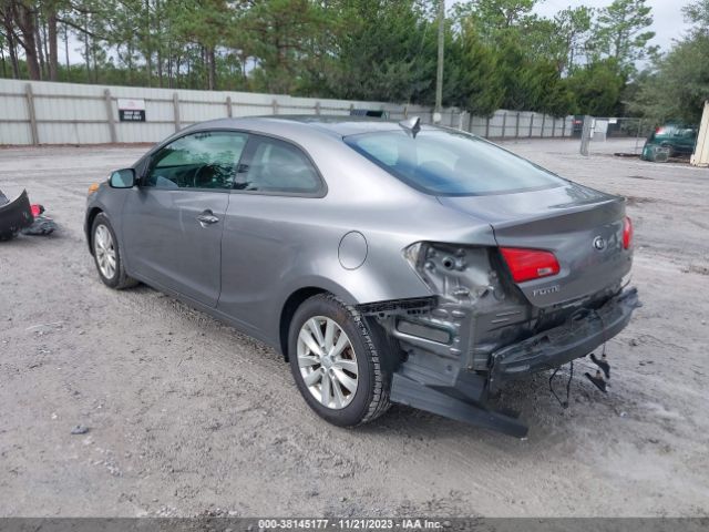 Photo 2 VIN: KNAFX6A8XF5395178 - KIA FORTE KOUP 