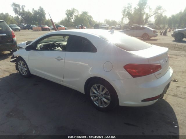 Photo 2 VIN: KNAFX6A8XG5605537 - KIA FORTE KOUP 