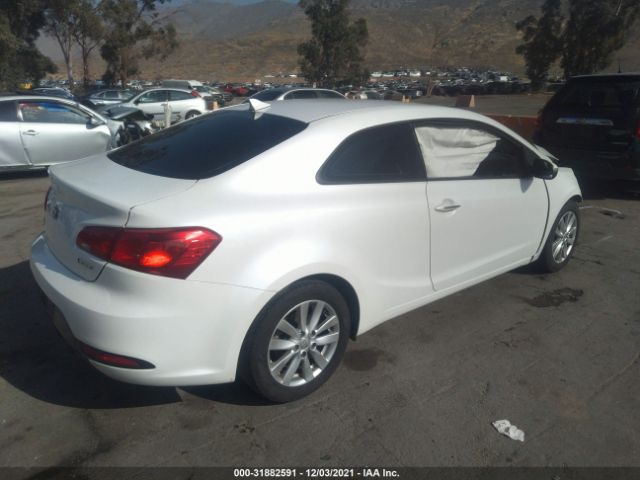 Photo 3 VIN: KNAFX6A8XG5605537 - KIA FORTE KOUP 