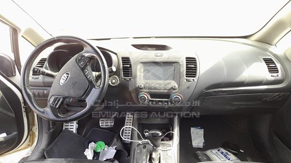 Photo 16 VIN: KNAFZ4112H5693647 - KIA CERATO 