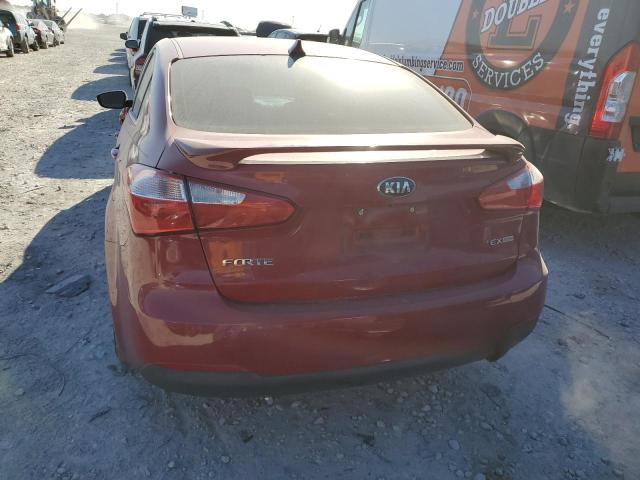 Photo 5 VIN: KNAFZ4A80G5613824 - KIA FORTE EX 