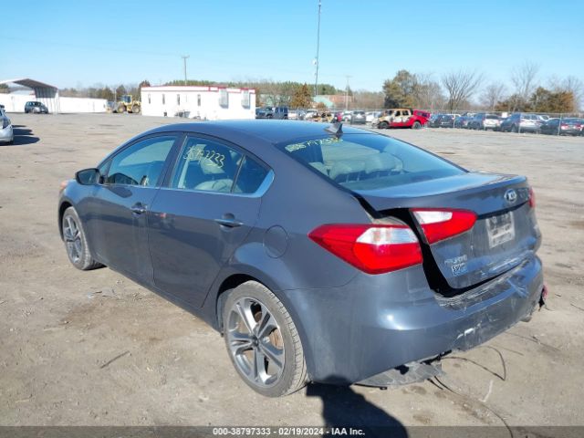 Photo 2 VIN: KNAFZ4A81E5181211 - KIA FORTE 