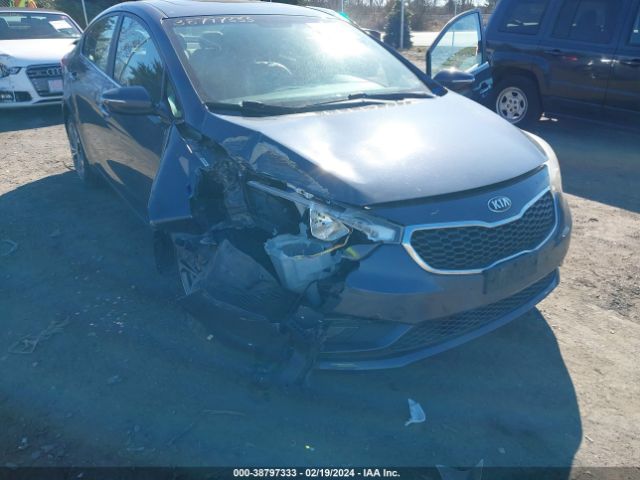 Photo 5 VIN: KNAFZ4A81E5181211 - KIA FORTE 