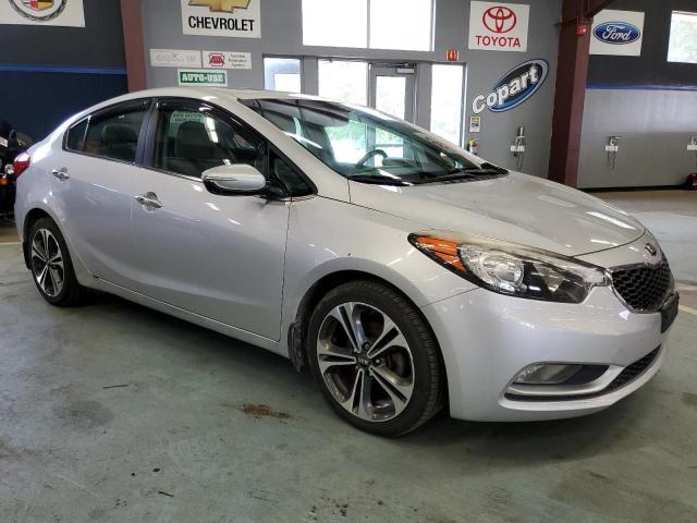 Photo 3 VIN: KNAFZ4A82E5077861 - KIA FORTE EX 