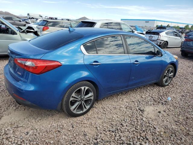 Photo 2 VIN: KNAFZ4A82F5323650 - KIA FORTE EX 