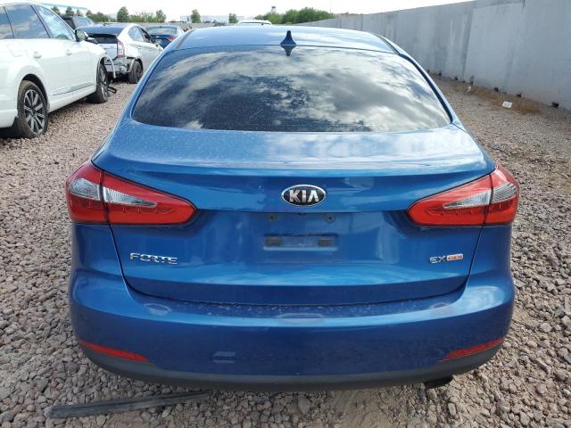 Photo 5 VIN: KNAFZ4A82F5323650 - KIA FORTE EX 