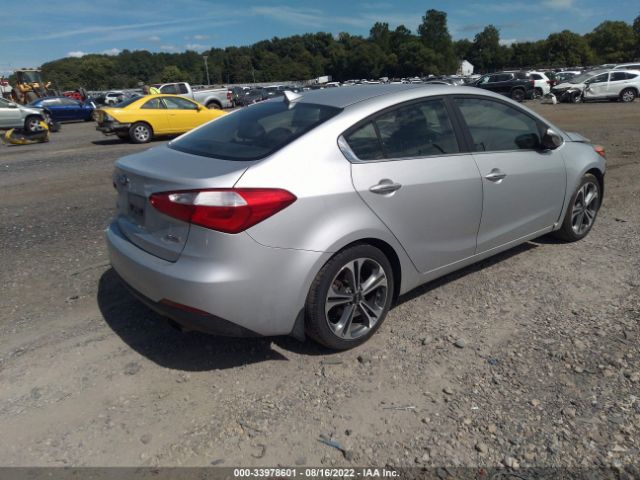 Photo 3 VIN: KNAFZ4A82F5345969 - KIA FORTE 