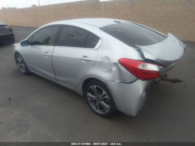 Photo 2 VIN: KNAFZ4A83F5345026 - KIA FORTE 