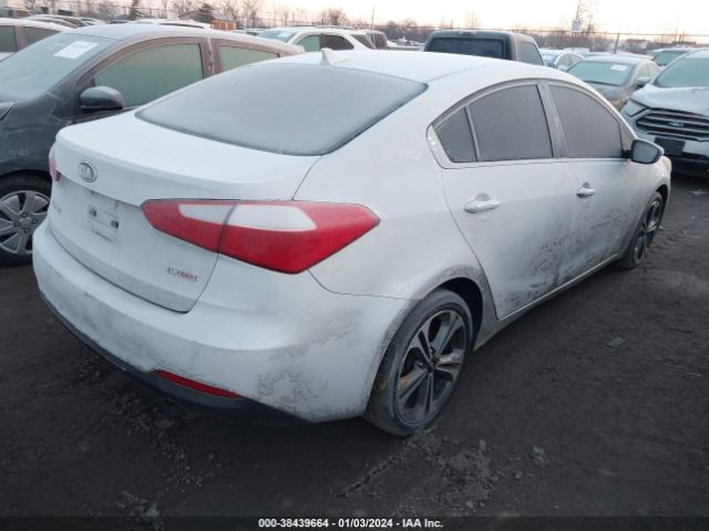 Photo 3 VIN: KNAFZ4A84E5092037 - KIA FORTE 