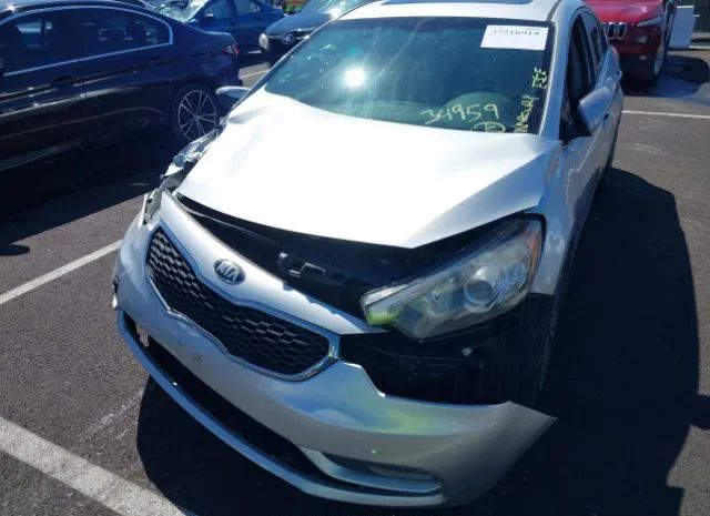 Photo 5 VIN: KNAFZ4A84E5111086 - KIA FORTE 