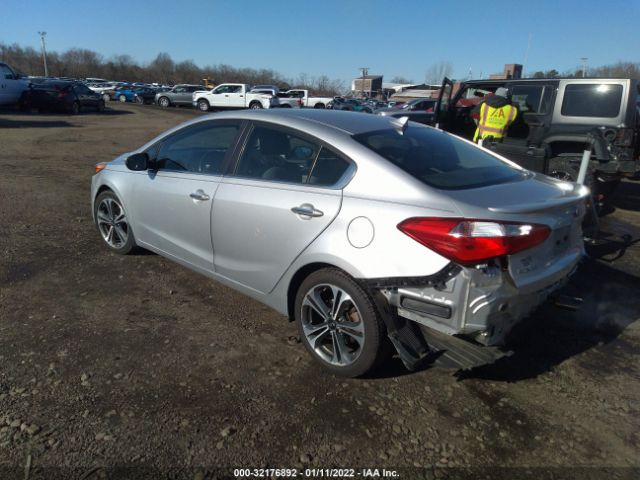 Photo 2 VIN: KNAFZ4A84F5264746 - KIA FORTE 