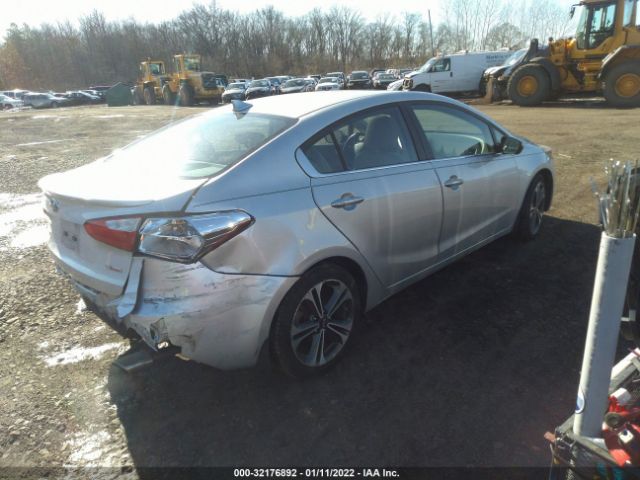 Photo 3 VIN: KNAFZ4A84F5264746 - KIA FORTE 