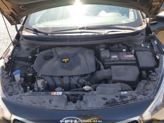 Photo 9 VIN: KNAFZ4A84G5529537 - KIA FORTE EX 