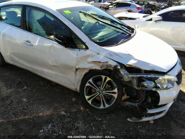 Photo 5 VIN: KNAFZ4A84G5530509 - KIA FORTE 