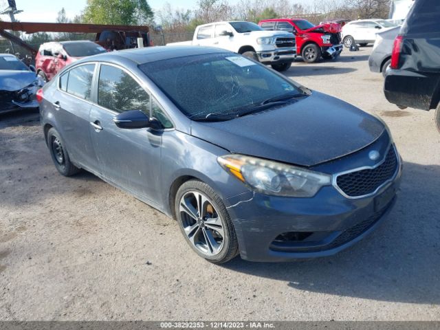 Photo 0 VIN: KNAFZ4A85E5075635 - KIA FORTE 