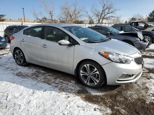 Photo 3 VIN: KNAFZ4A85F5337607 - KIA FORTE EX 