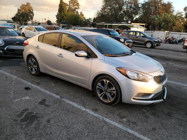 Photo 3 VIN: KNAFZ4A85G5556939 - KIA FORTE 