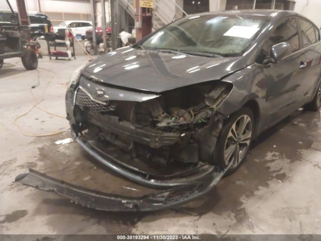 Photo 5 VIN: KNAFZ4A86E5102700 - KIA FORTE 