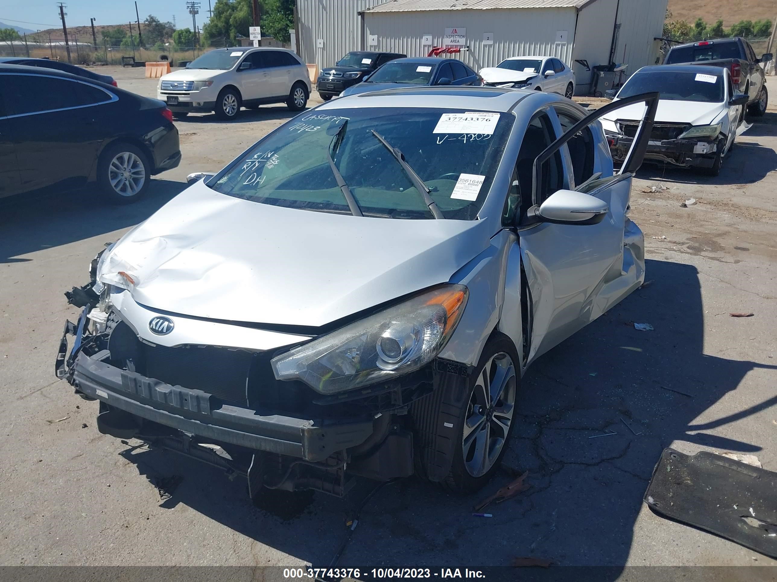 Photo 1 VIN: KNAFZ4A86G5614203 - KIA FORTE 