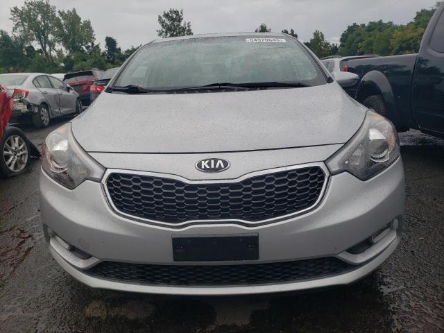 Photo 4 VIN: KNAFZ4A87F5327774 - KIA FORTE 