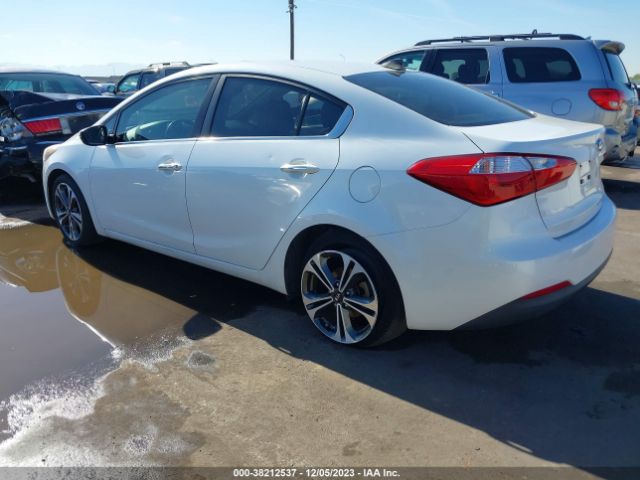 Photo 2 VIN: KNAFZ4A88E5235328 - KIA FORTE 