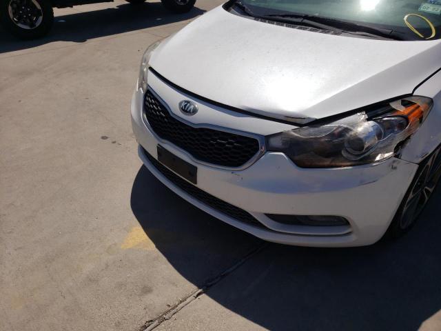 Photo 8 VIN: KNAFZ4A88F5370231 - KIA FORTE EX 