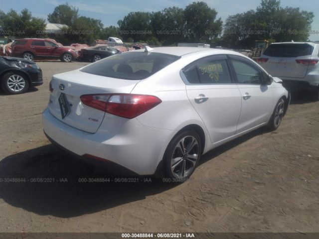 Photo 3 VIN: KNAFZ4A88G5479824 - KIA FORTE 