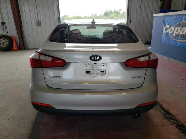 Photo 5 VIN: KNAFZ4A88G5505256 - KIA FORTE 