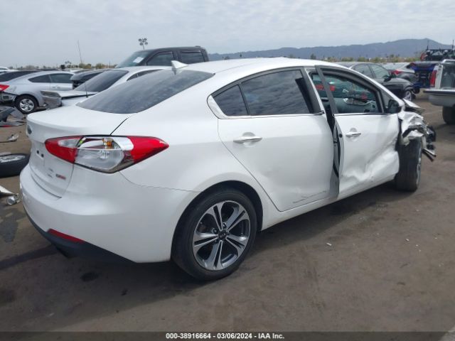 Photo 3 VIN: KNAFZ4A88G5616650 - KIA FORTE 