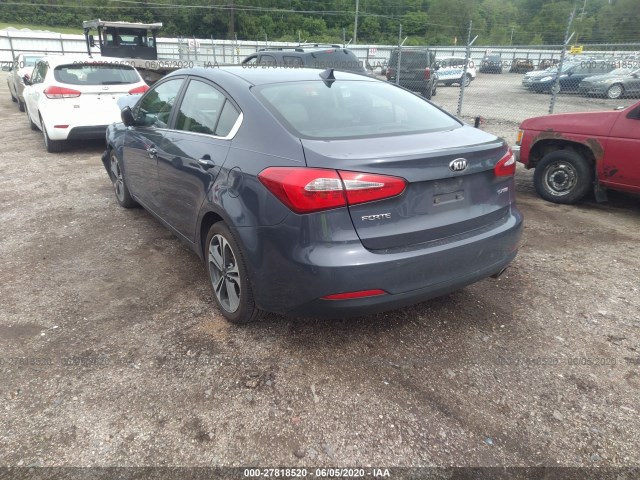 Photo 2 VIN: KNAFZ4A89E5175544 - KIA FORTE 