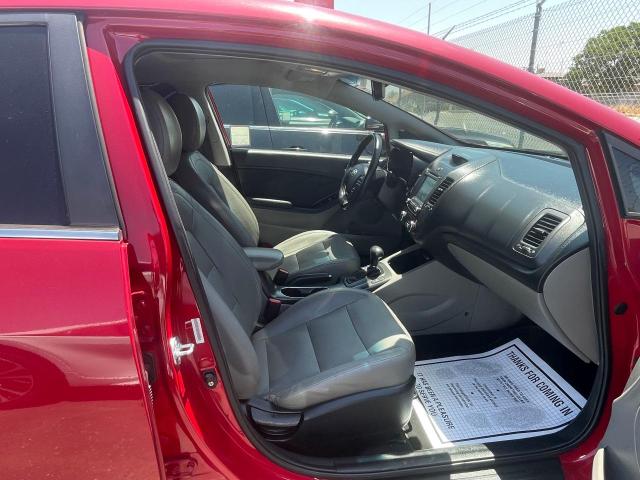 Photo 4 VIN: KNAFZ4A89E5205447 - KIA FORTE 