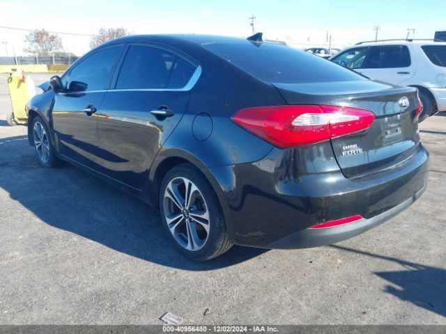 Photo 2 VIN: KNAFZ4A8XG5522141 - KIA FORTE 