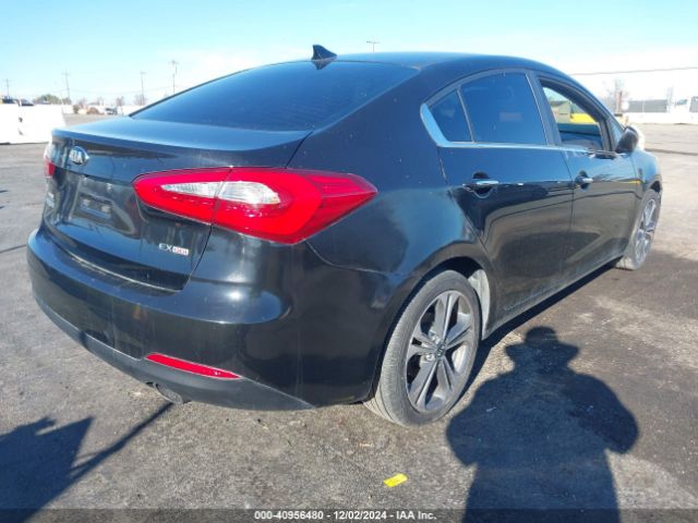 Photo 3 VIN: KNAFZ4A8XG5522141 - KIA FORTE 