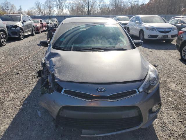 Photo 4 VIN: KNAFZ5A30G5500370 - KIA FORTE SX 