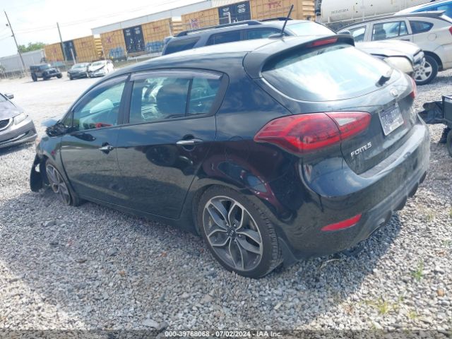 Photo 2 VIN: KNAFZ5A37F5283673 - KIA FORTE 