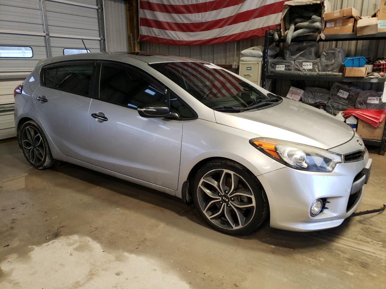 Photo 3 VIN: KNAFZ5A37F5288307 - KIA FORTE 