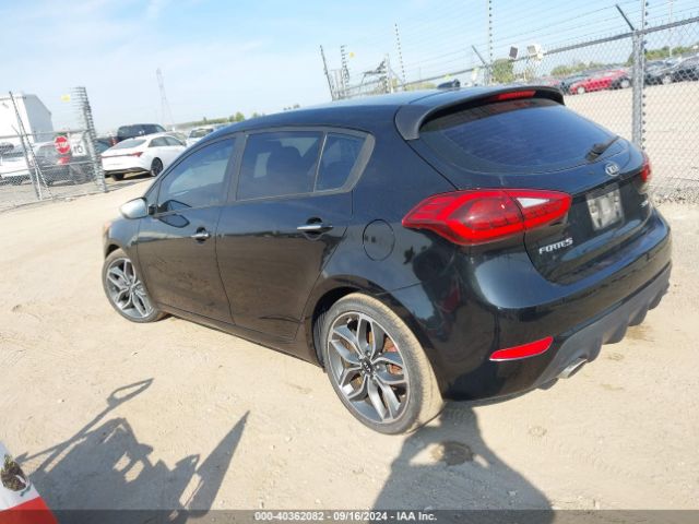 Photo 2 VIN: KNAFZ5A37F5292776 - KIA FORTE 