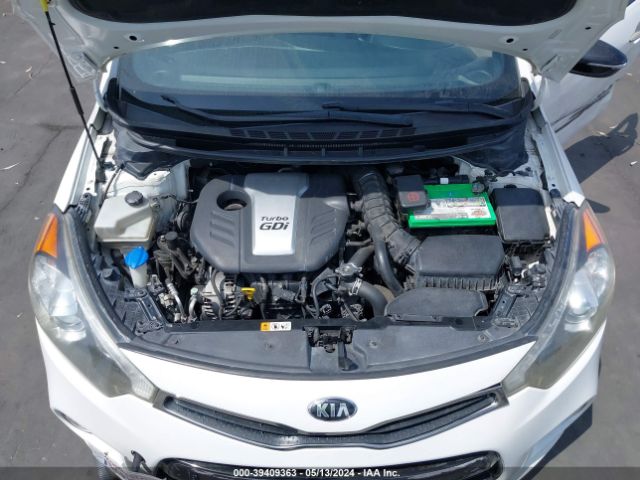 Photo 9 VIN: KNAFZ5A37G5525895 - KIA FORTE 