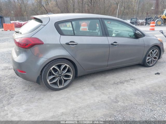 Photo 3 VIN: KNAFZ5A38F5269037 - KIA FORTE 