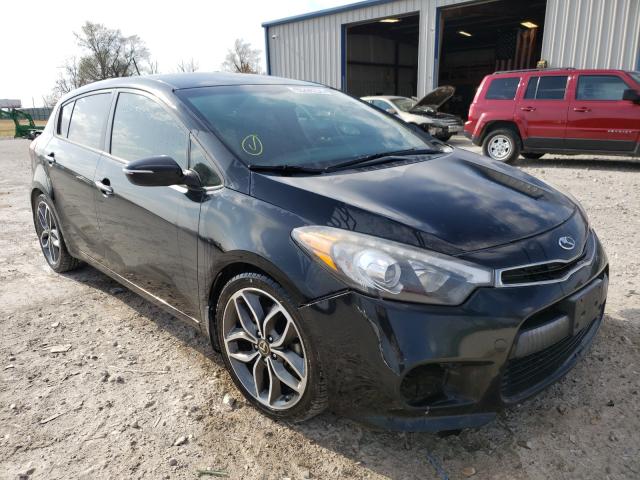 Photo 0 VIN: KNAFZ5A39F5269077 - KIA FORTE SX 