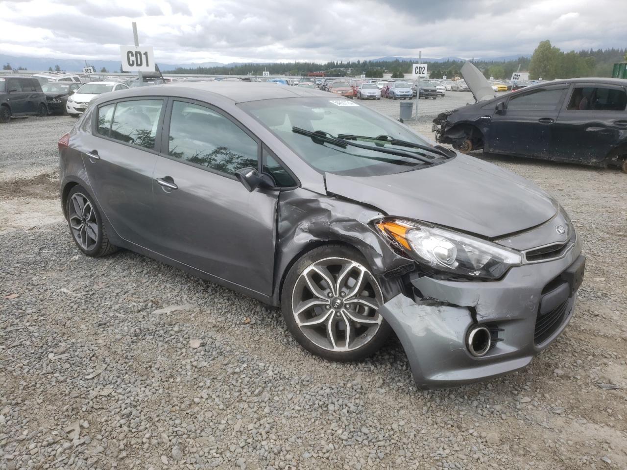 Photo 3 VIN: KNAFZ5A39F5334476 - KIA FORTE SX 