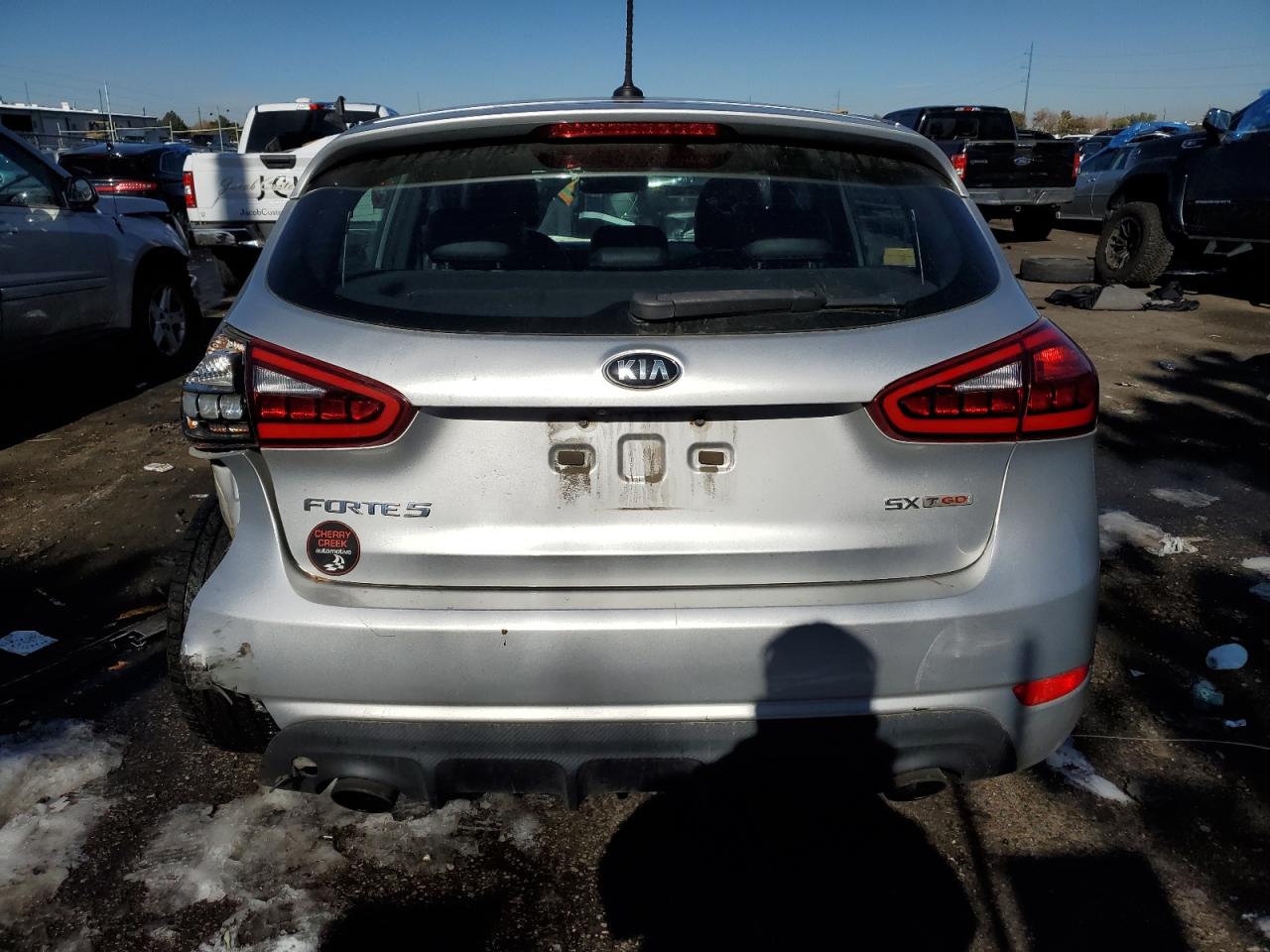 Photo 5 VIN: KNAFZ5A3XF5293369 - KIA FORTE 