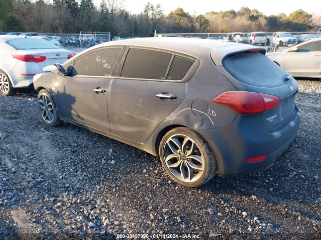 Photo 2 VIN: KNAFZ5A3XG5546272 - KIA FORTE 