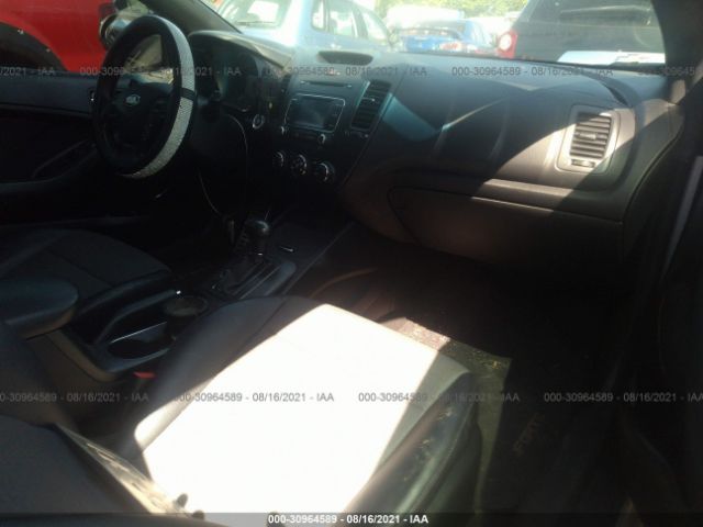 Photo 4 VIN: KNAFZ6A30G5588360 - KIA FORTE KOUP 