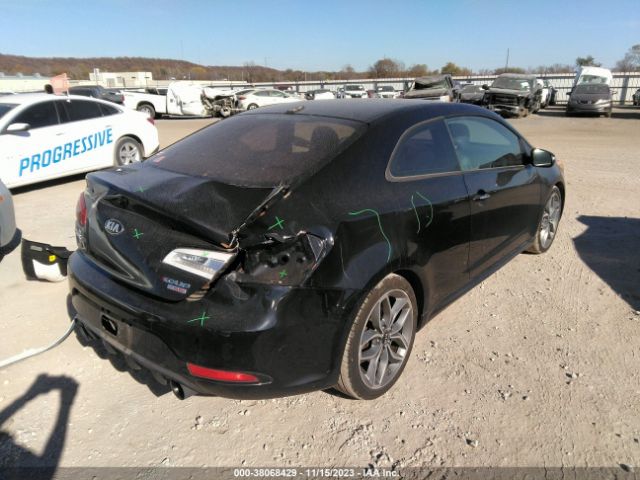 Photo 3 VIN: KNAFZ6A30G5599889 - KIA FORTE KOUP 