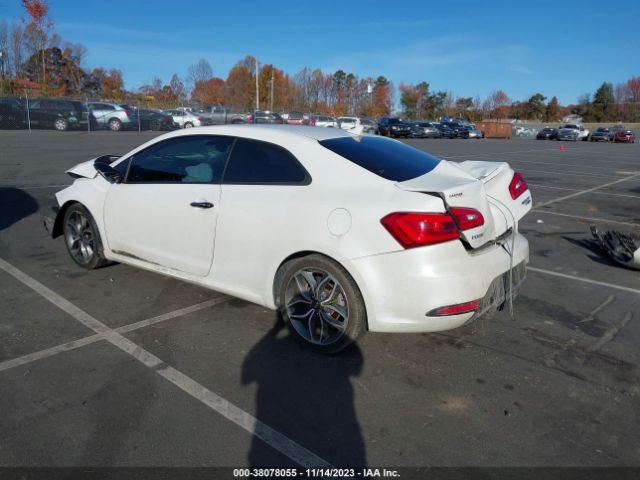 Photo 2 VIN: KNAFZ6A30G5656334 - KIA FORTE 