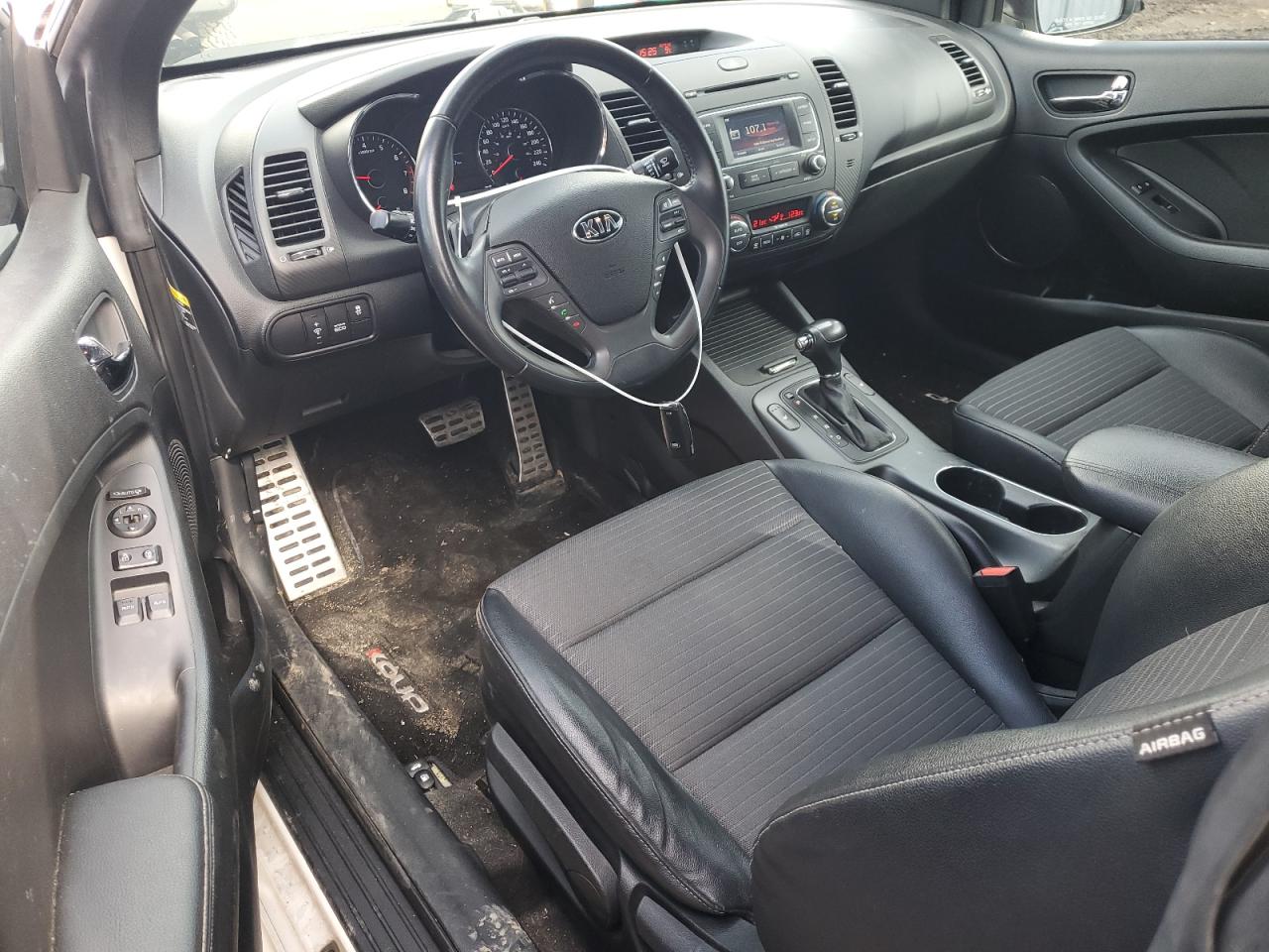 Photo 7 VIN: KNAFZ6A31G5472438 - KIA FORTE 