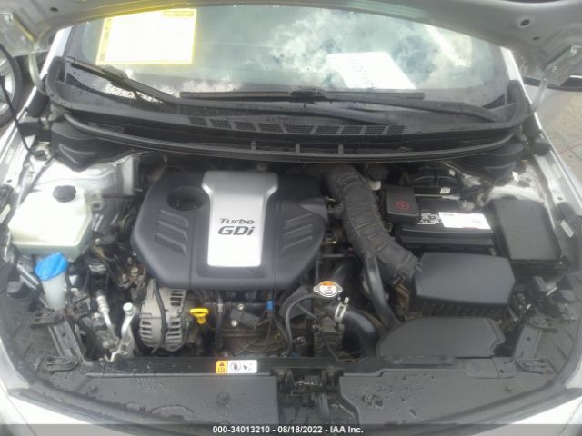 Photo 9 VIN: KNAFZ6A31G5589243 - KIA FORTE KOUP 