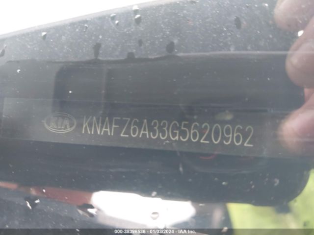 Photo 8 VIN: KNAFZ6A33G5620962 - KIA FORTE KOUP 