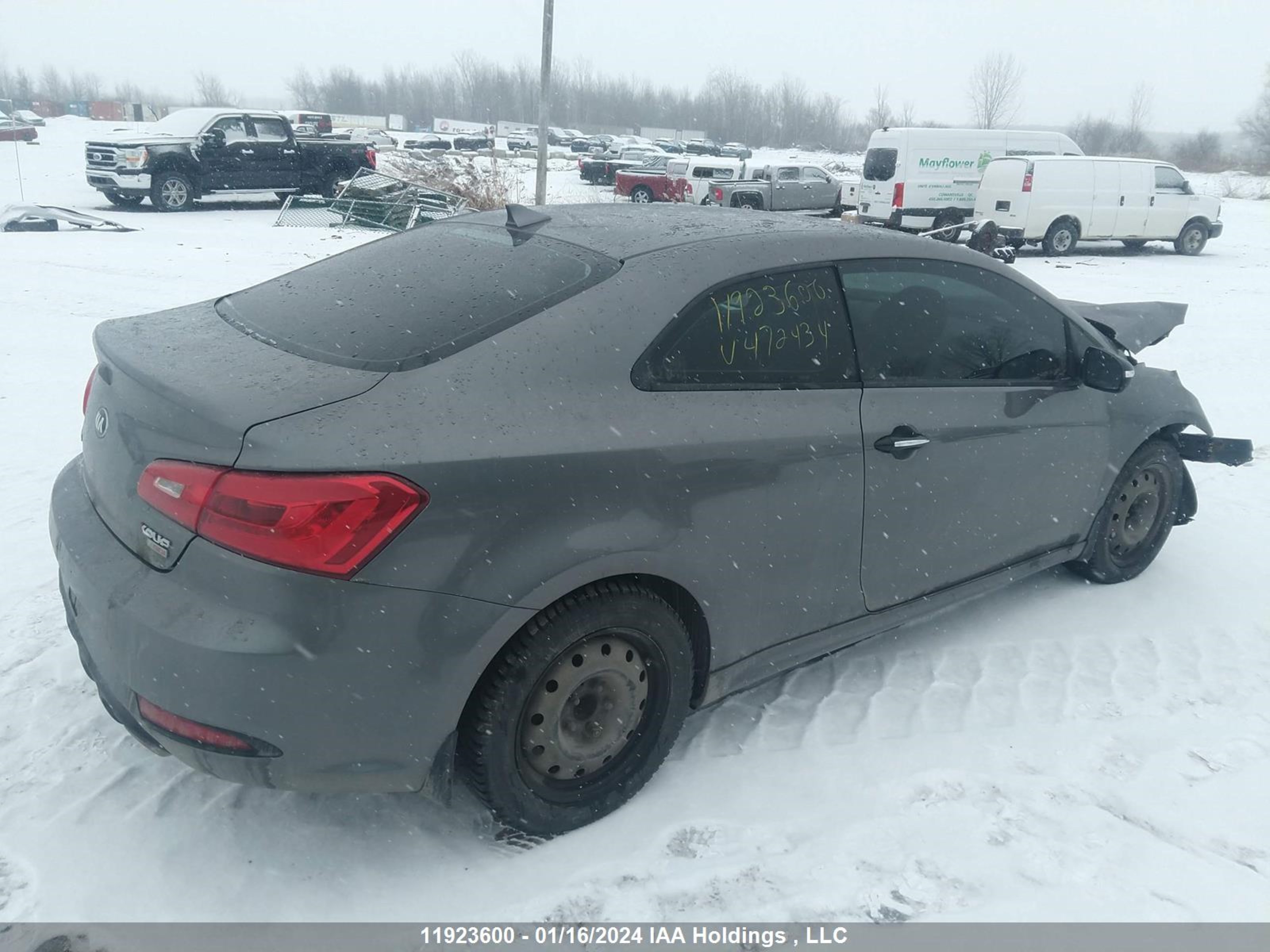 Photo 3 VIN: KNAFZ6A34G5472434 - KIA FORTE 